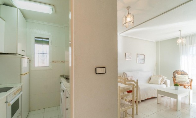 Sale - Flat -
Torrevieja - Los Frutales