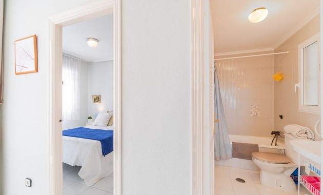 Sale - Flat -
Torrevieja - Los Frutales