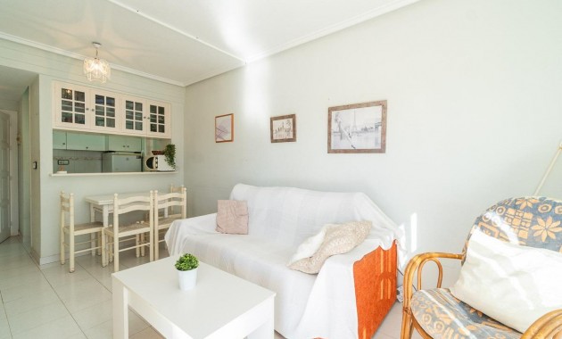 Sale - Flat -
Torrevieja - Los Frutales