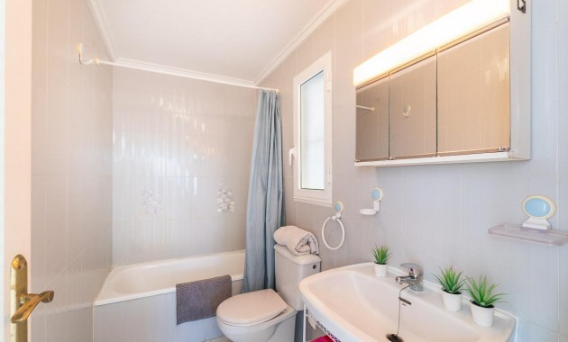 Sale - Flat -
Torrevieja - Los Frutales