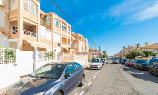 Sale - Flat -
Torrevieja - Los Frutales