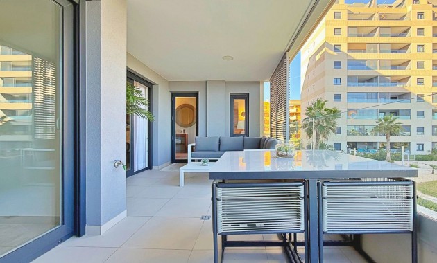 Resale - Wohnung -
Torrevieja - Punta prima