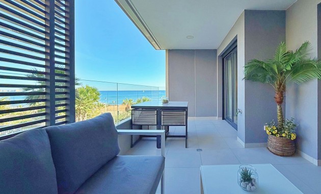 Resale - Wohnung -
Torrevieja - Punta prima