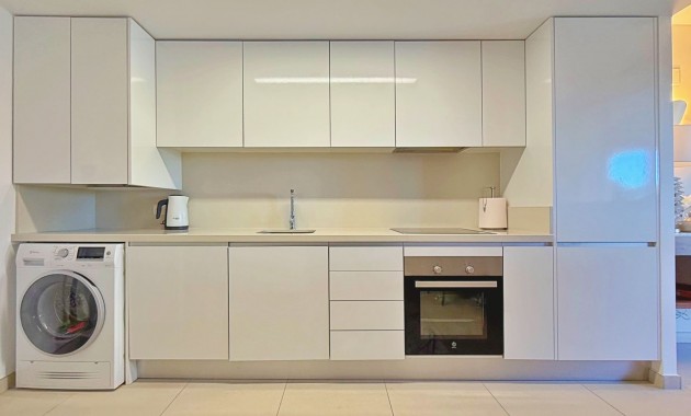 Resale - Wohnung -
Torrevieja - Punta prima