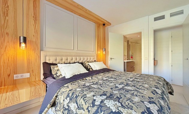 Resale - Wohnung -
Torrevieja - Punta prima