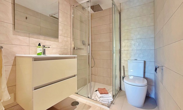 Resale - Wohnung -
Torrevieja - Punta prima