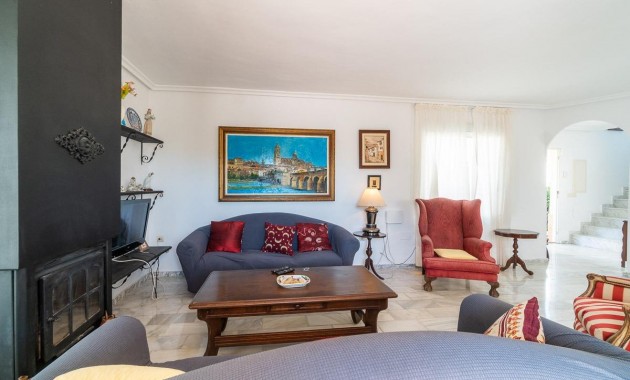 Sale - Villa -
Torrevieja - La Mata