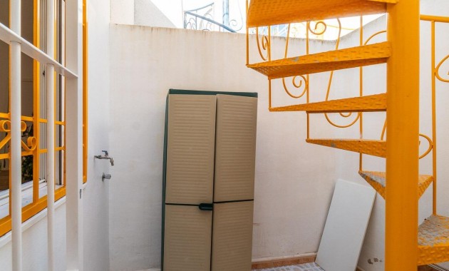 Sale - Terraced house -
Torrevieja - El limonar