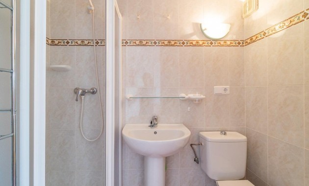 Resale - Terraced house -
Orihuela Costa - Playa Flamenca