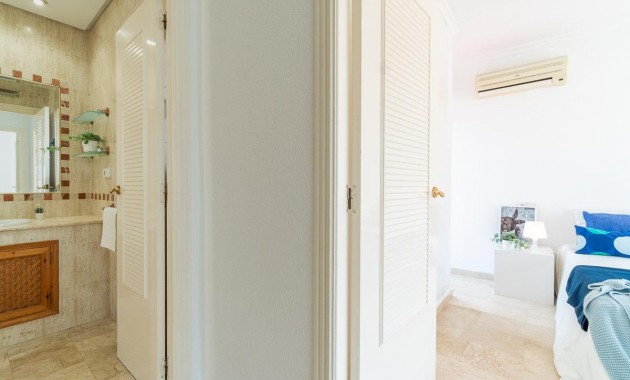 Resale - Villa -
Orihuela Costa - Villamartín-Las Filipinas