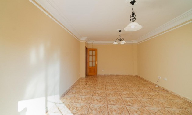 Venta - Flat -
Torrevieja - Centro