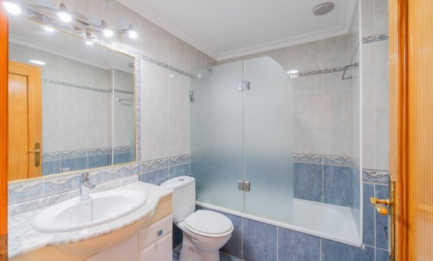 Venta - Flat -
Torrevieja - Centro