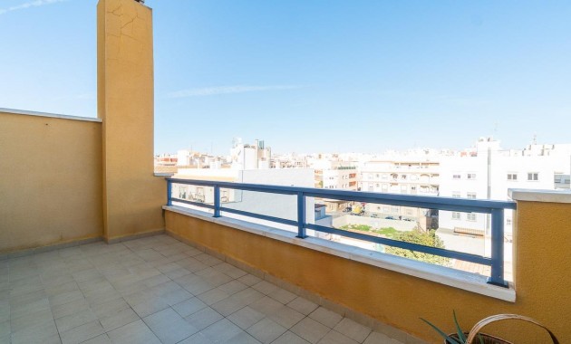 Resale - Penthouse -
Torrevieja - Centro