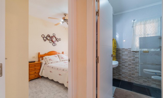 Alquiler a largo plazo - Apartamento -
Orihuela Costa - Playa Flamenca