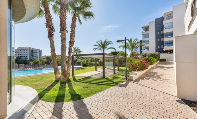 Resale - Wohnung -
Orihuela Costa - Villamartin