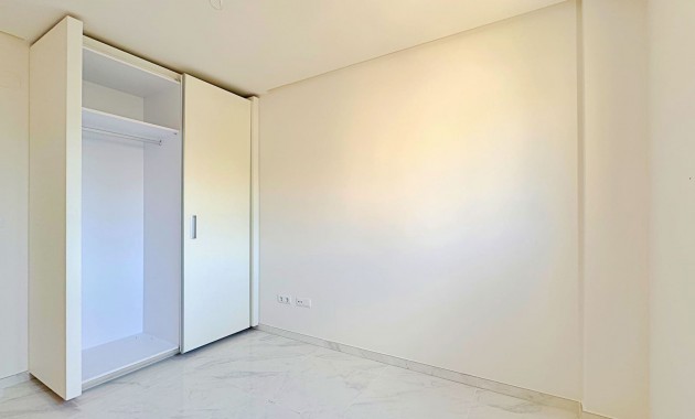 Resale - Wohnung -
Orihuela Costa - Villamartin