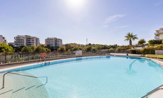 Resale - Wohnung -
Orihuela Costa - Villamartin