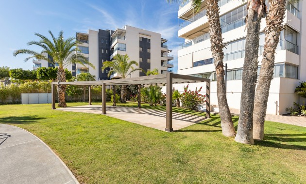 Resale - Wohnung -
Orihuela Costa - Villamartin