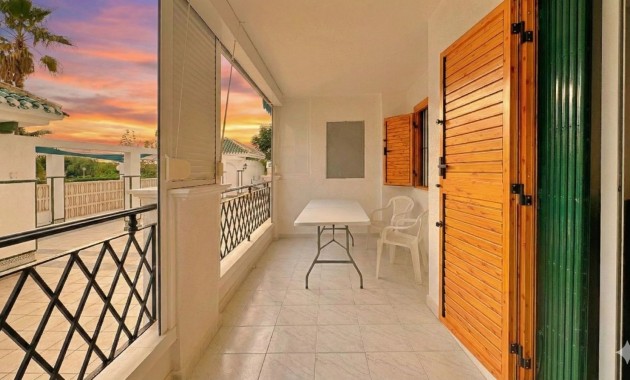 Venta - Apartamento -
Torrevieja - La Mata
