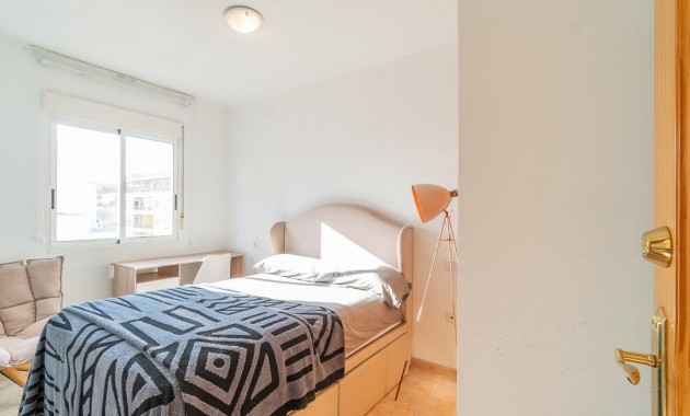 Venta - Flat -
Torrevieja - Centro