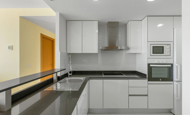 Resale - Penthouse -
Torrevieja - Punta prima