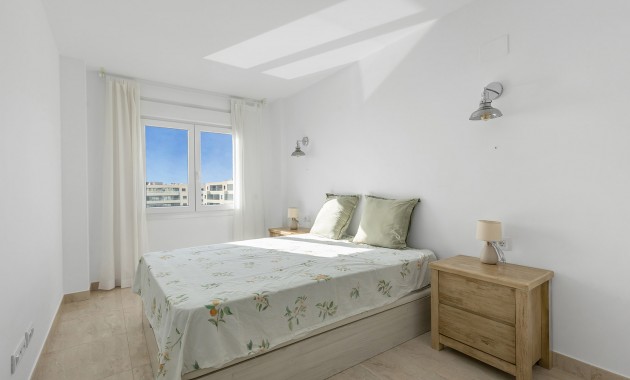 Resale - Penthouse -
Torrevieja - Punta prima