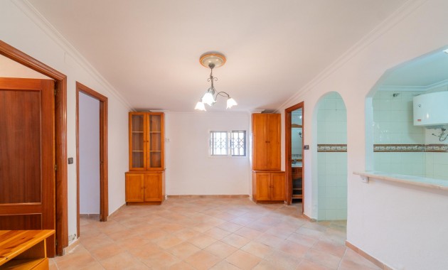 Venta - Villa -
Torrevieja - Los altos