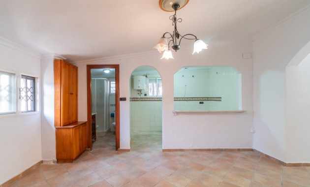 Venta - Villa -
Torrevieja - Los altos