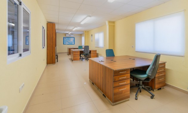 Alquiler a largo plazo - Industrial unit -
Pilar de la Horadada - Polígono industrial Cañada de Práez