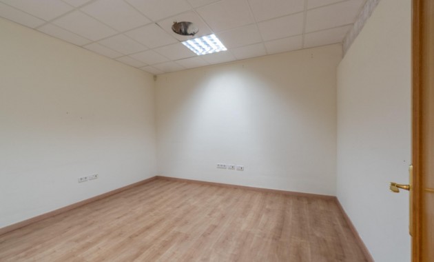 Alquiler a largo plazo - Commercial Unit -
Orihuela Costa - Playa Flamenca