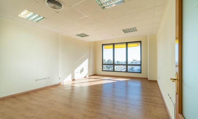 Alquiler a largo plazo - Commercial Unit -
Orihuela Costa - Playa Flamenca