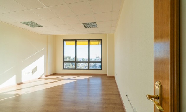 Alquiler a largo plazo - Commercial Unit -
Orihuela Costa - Playa Flamenca