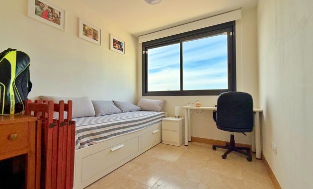 Resale - Wohnung -
Orihuela Costa - Campoamor