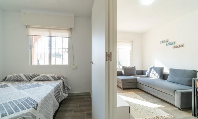 Resale - Bungalow -
Torrevieja - Los balcones