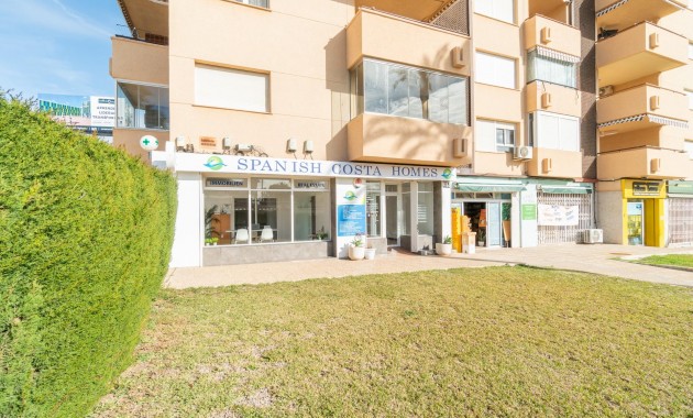 Alquiler a largo plazo - Commercial Unit -
Orihuela Costa - La Zenia