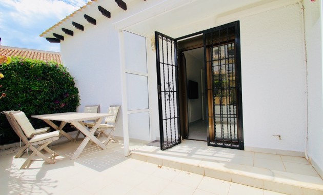 Resale - Adosado -
Orihuela Costa - Cabo Roig