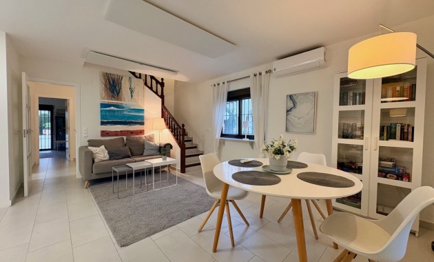 Resale - Adosado -
Orihuela Costa - Cabo Roig