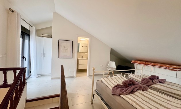 Resale - Adosado -
Orihuela Costa - Cabo Roig