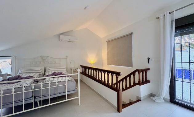 Resale - Adosado -
Orihuela Costa - Cabo Roig