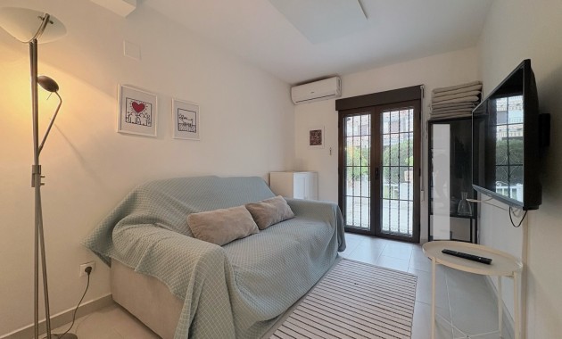 Resale - Adosado -
Orihuela Costa - Cabo Roig