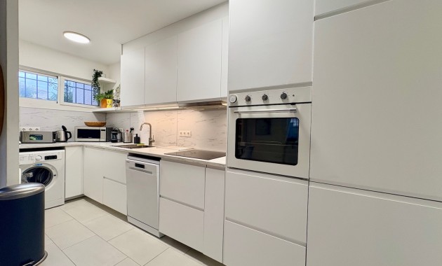 Resale - Adosado -
Orihuela Costa - Cabo Roig