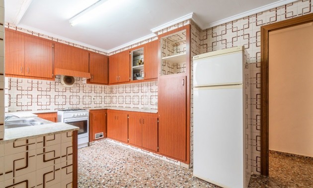 Resale - Building -
Torrevieja - Playa del cura