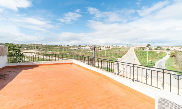 Venta - Terraced house -
Orihuela - Desamparados-Hurchillo-Torremendo