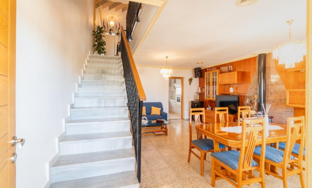 Venta - Terraced house -
Orihuela - Desamparados-Hurchillo-Torremendo