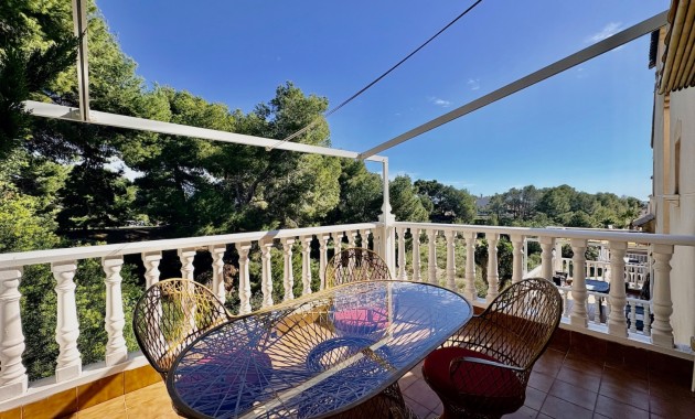 Venta - Chalet -
Orihuela Costa - Las Filipinas