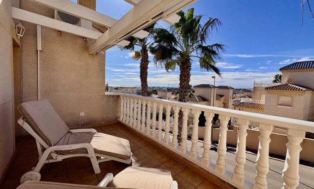 Venta - Chalet -
Orihuela Costa - Las Filipinas