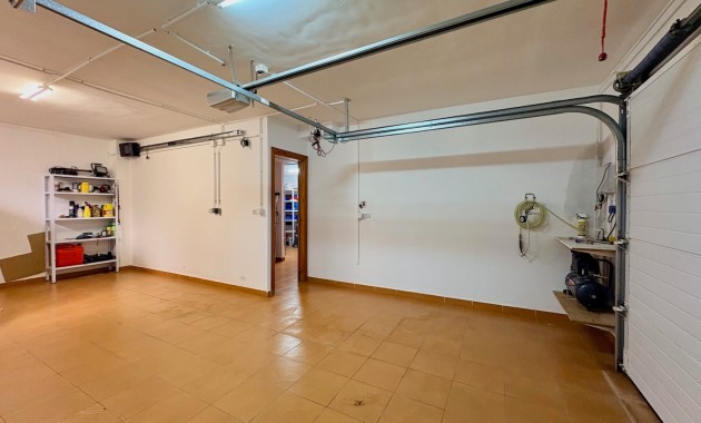 Venta - Chalet -
Orihuela Costa - Las Filipinas