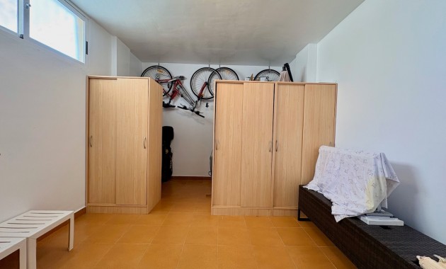 Venta - Chalet -
Orihuela Costa - Las Filipinas