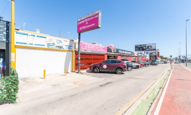 Venta - Commercial Unit -
Orihuela Costa - La Regia