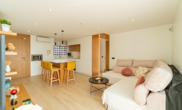 Resale - Wohnung -
Guardamar del Segura - Puerto Deportivo